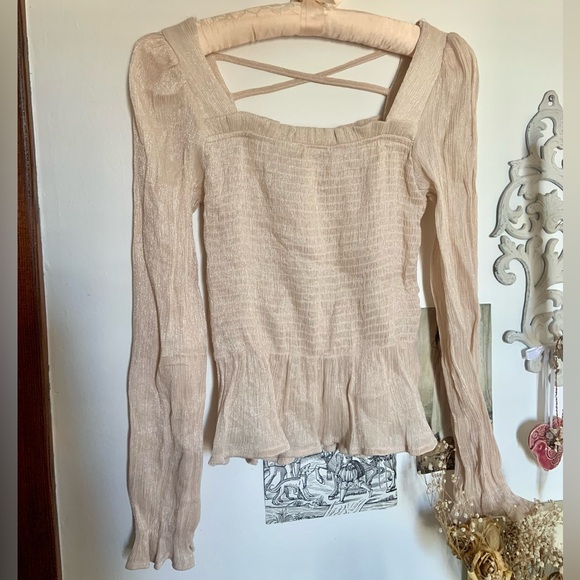 Gold sparkling peasant long sleeves blouse - Picture 2 of 3
